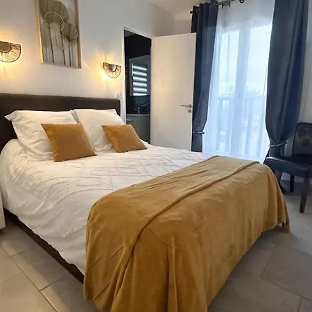 Apartment Cocon Avec Terrasse En Rdc Proche