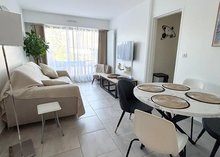 Cocon Avec Terrasse En Rdc Proche 꺄부흐