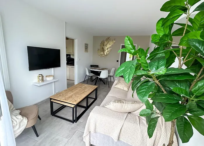 아파트 Cocon Avec Terrasse En Rdc Proche 꺄부흐